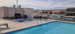 Juan 4 prs, clim, 300m plage, piscine, parking